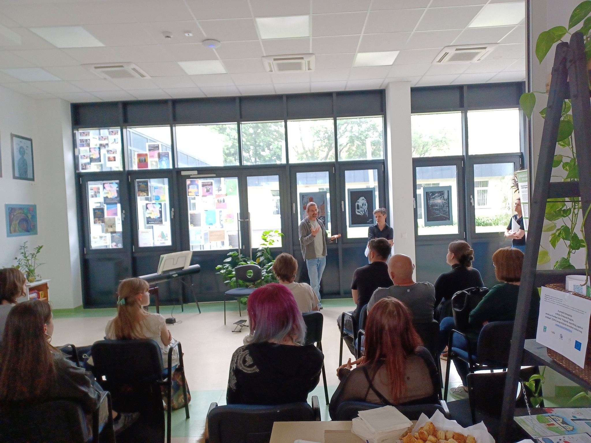 cerv kiallitas megnyito5